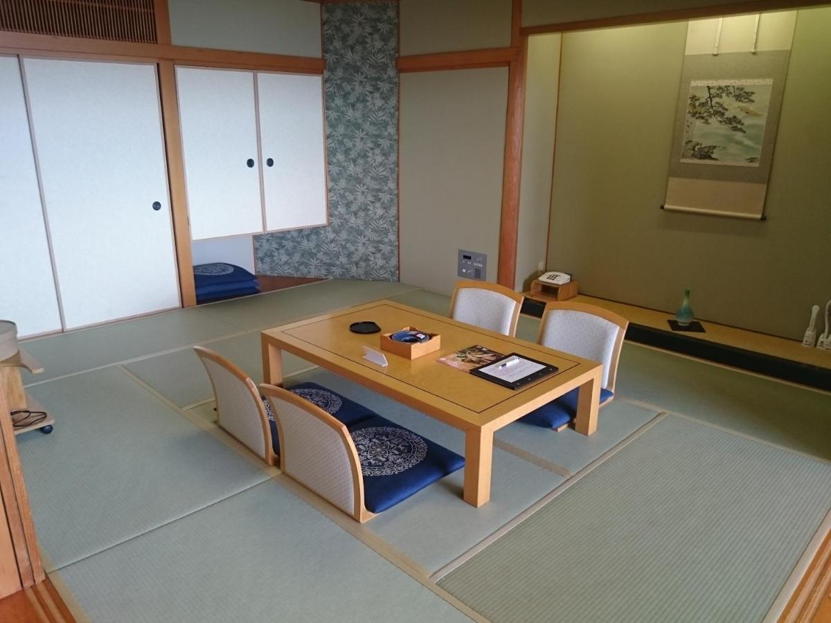 The Gran Resort Elegante Awajishima Exterior foto